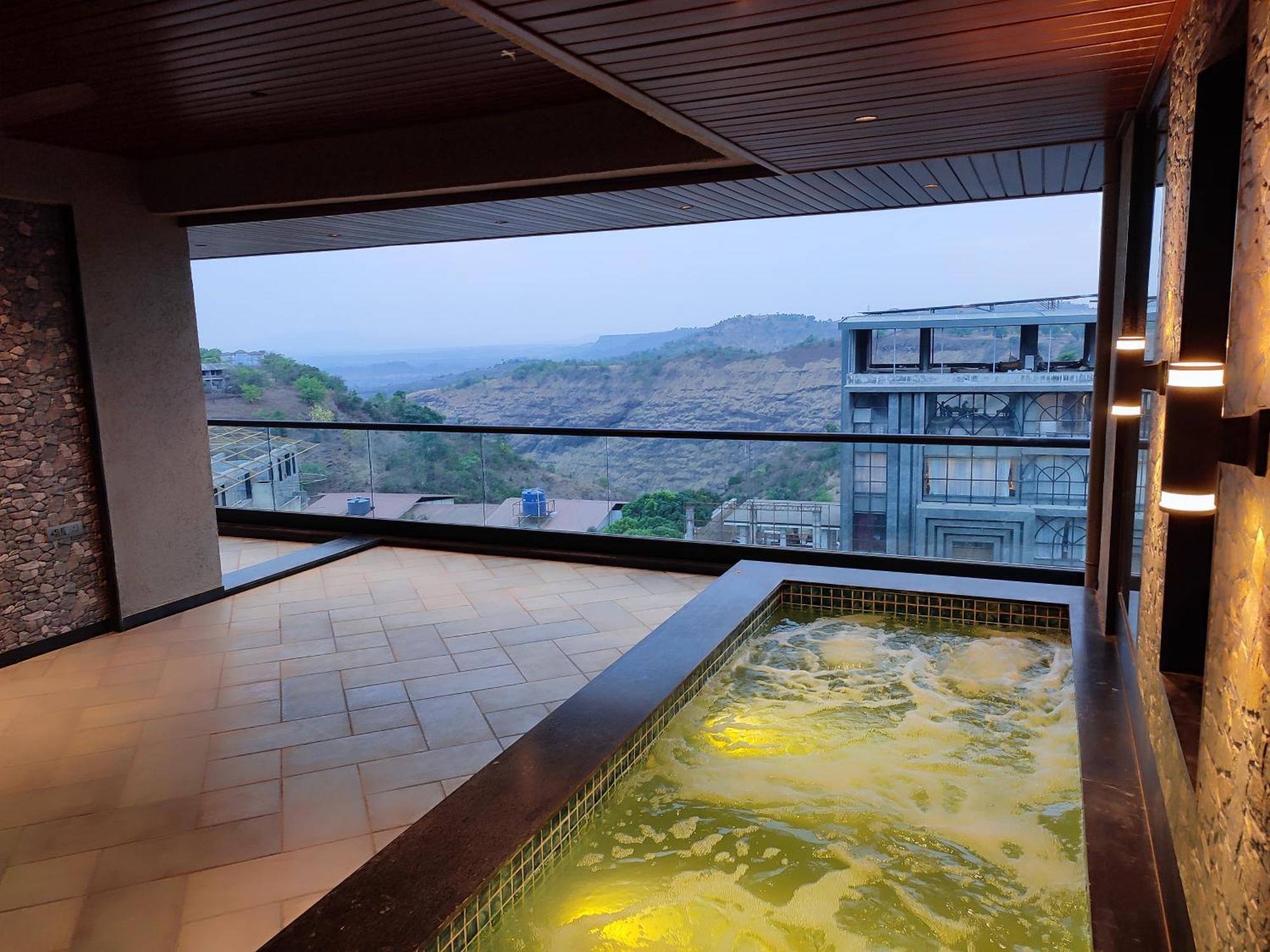 Manas Lifestyle Villas, イガットプリ エクステリア 写真