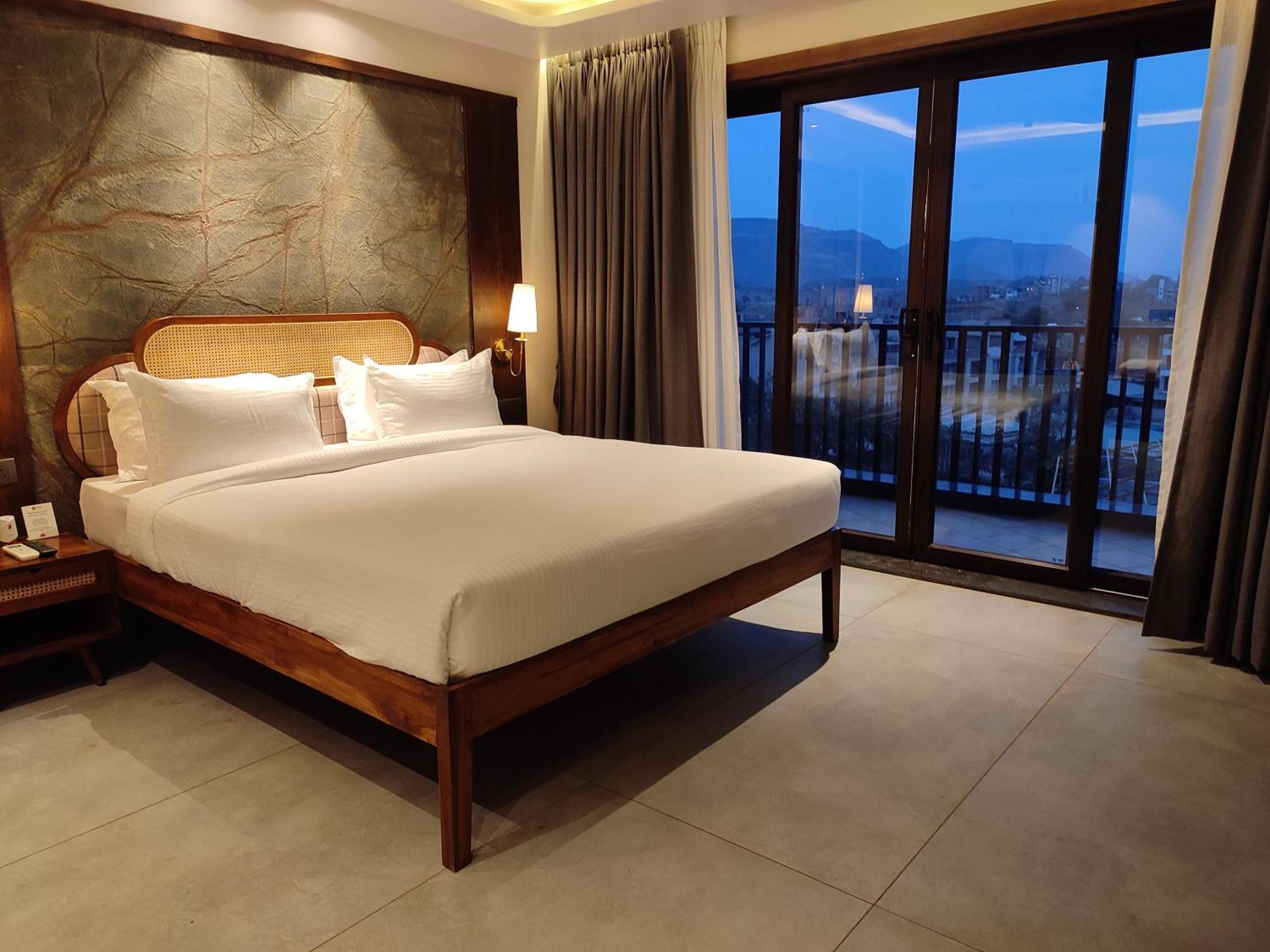 Manas Lifestyle Villas, イガットプリ エクステリア 写真